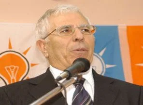 Bakan ve 20 vekil AKP'den aday olmayacak