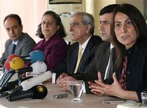 BDP 'sivil itaatsizlik' başlattı