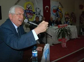 Belediye Başkanı'ndan seçmene tehdit