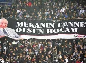Çarşı, rahmetli Erbakan'ı unutmadı