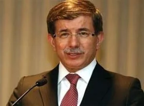 Davutoğlu: Libya'da komuta Nato'nun