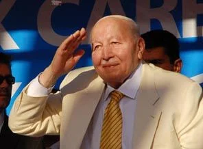 Dünya Erbakan için İstanbul'a akıyor