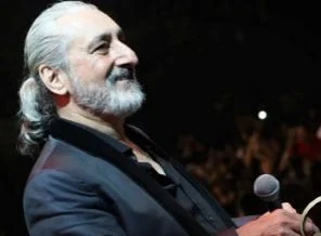 Ebi, İstanbul'u Pers ezgileriyle büyüledi