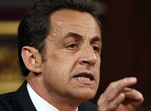 Fransa'da Sarkozy'nin popülaritesi dibe vurdu
