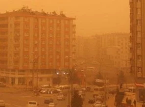Güneydoğu'da toz bulutu