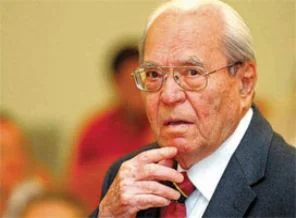 Halil İnalcık: Kaddafi cahilliğini gösterdi