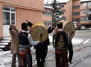 İstifa haberi göbek attırdı