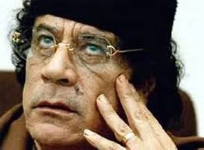 Kaddafi, Fransa ile ilişkileri kesmeyi değerlendiriyor