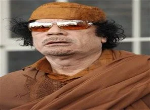 Kaddafi geri almak için saldırdı