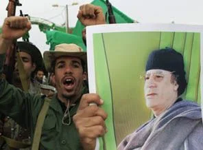 Kaddafi'nin birlikleri Ecdebiye'yi geri aldı