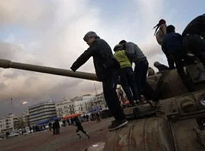 Kaddafi'ye bağlı güçler püskürtüldü
