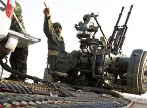 Libya'da bombalama yeniden başladı