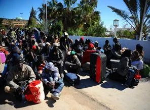 Libya'daki Afrikalı işçiler, terk edilmiş binalarda saklanıyor