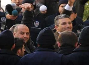 Nedim Şener ve Ahmet Şık tutuklandı