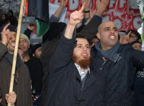 Öldürülen Kameraman için protesto