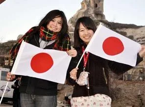 Ölen Japonlar için Kapadokya'da anma uçuşu
