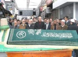 Tahir hocayı yüzbinler uğurladı