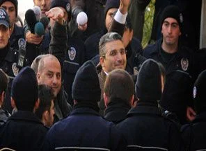 TGC üyeleri Nedim Şener'in evini ziyaret etti