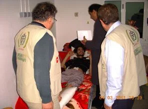 Türk doktorlar Libya'da yaraları sarıyor