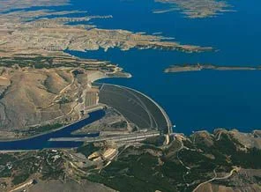 Yanlış sulama, iki baraj dolusu su israf etti