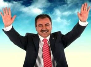 Yazıcıoğlu, baba ocağı Şarkışla'da gözyaşlarıyla anıldı