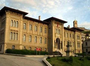 Yedi ile yeni vali