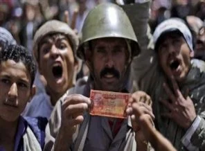 Yemen'de subaylar muhaliflere katıldı