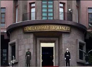 27 Nisan e-muhtırası protesto edildi