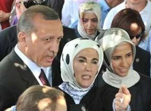 ABD elçiliğinin açıklaması ile davranışını örtüşmedi