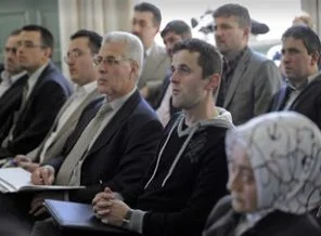 Almanya'da imamlar İslam dersi verecek