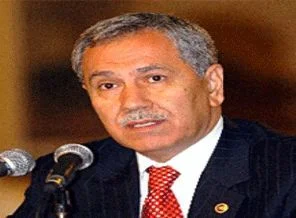 Arınç: Darbe dönemi bitti, dövecekse, millet dövsün
