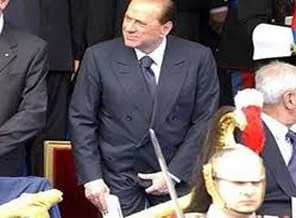 Berlusconi hakim karşısında