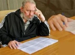 Efsanevi lider Castro istifa etti