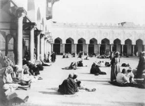 El Ezher üniversitesi geçmişini arıyor