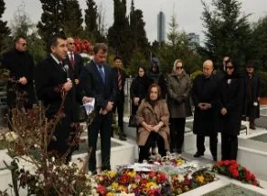 Sakıp Sabancı vefatının 7. yıldönümünde anıldı