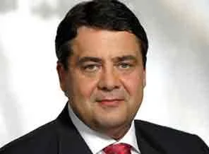 SPD Başkanı Gabriel'den Türklere teşekkür
