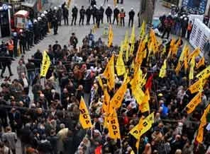 Taksim'de YSK protestosu