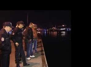 Unkapanı Köprüsü'nden Haliç'e uçtu