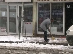 Ardahan'a kar yağdı