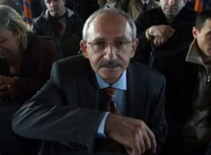 'Artık onlar kasetle besleniyorlar'