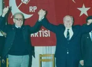 Batı'da yasaklanan kitap Türkiye'de!