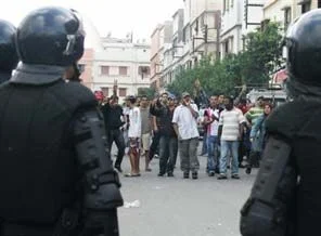 Faslılar sözünü tutmayan krala öfkeli