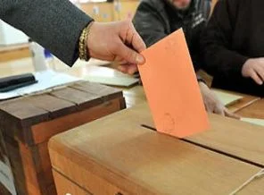 Gümrüklerde oy verme işlemi başladı