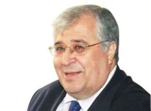 Her başı sıkışan, Gülen'i suçluyor