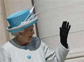 Kraliçe Elizabeth'in ilk kanlı pazarı