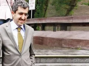 ÖSYM' den 'çakma bakan'a torpil