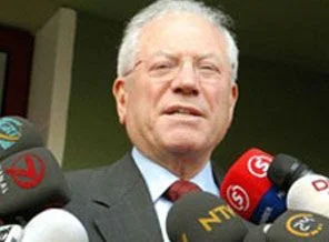 Özyürek: Gülen'i suçlamak yanlış