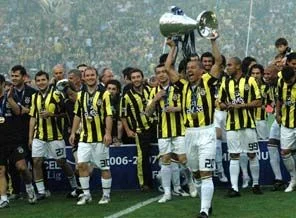 Şampiyon kupasına kavuştu