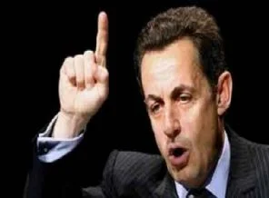 Skandala rağmen Sarkozy yok