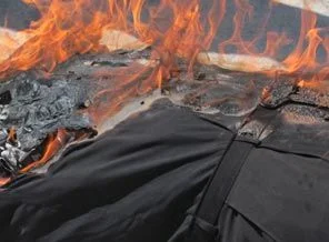 Beşşar Esad'ı yaktılar!